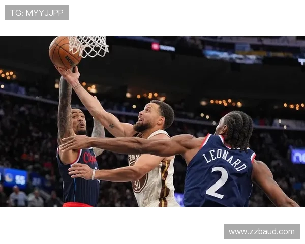 勇士与快船激战1月19日NBA精彩对决再度上演 勇士与快船激战1月19日NBA精彩对决再度上演