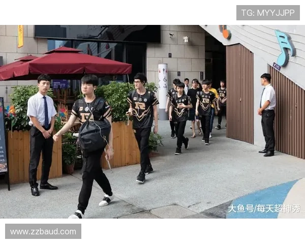 高校联赛精彩回顾IG战队状态分析与表现评估