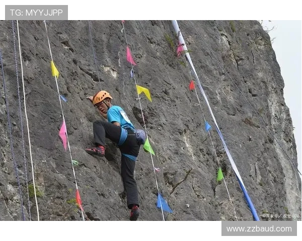 攀岩精神：深入成都攀岩队的团队协作与挑战之旅